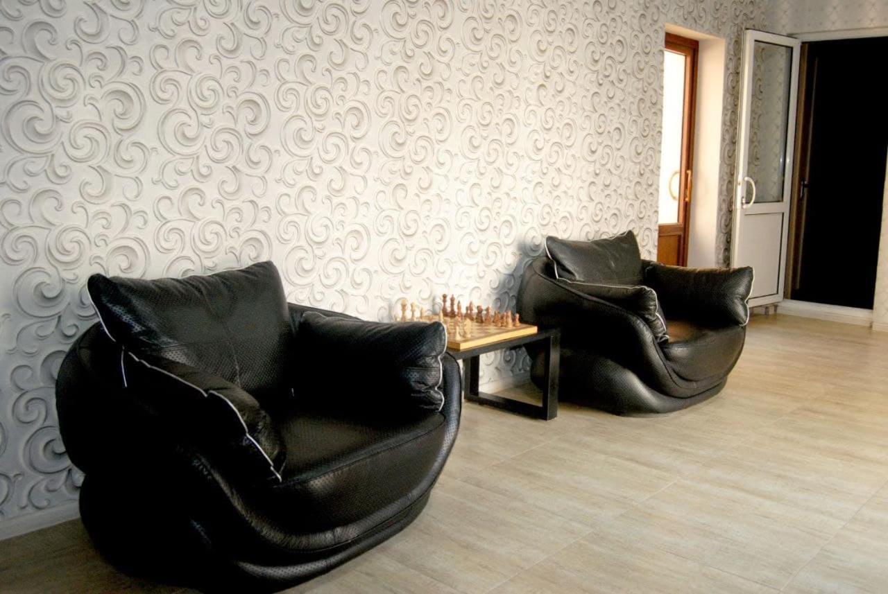 Ласточка Navoï Extérieur photo